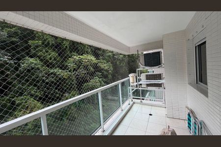 5_photo/94ce03374f.f38e38137a2159e3-ATLAS-28e7e4fe-feee-49c6-a032-1603fb9be350.jpg de apartamento para alugar com 2 quartos, 77m² em José Menino, Santos