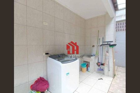 2_photo/94ce033815.7c2ae8445402a222-ATLAS-1afdf46b-4f63-4e4d-88f5-c87e2598b6e2.jpg de casa à venda com 3 quartos, 285m² em Marapé, Santos