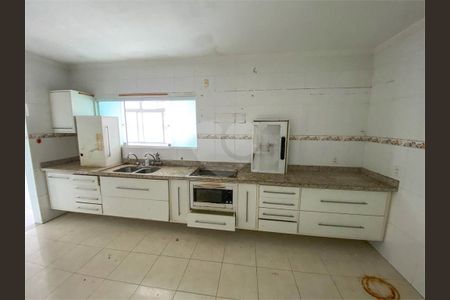 4_photo/94ce033853.f7e81ba1849dc159-ATLAS-278a91c4-a9cb-4d4b-aed8-5a5afa8c9f64.jpg de apartamento à venda com 3 quartos, 188m² em José Menino, Santos