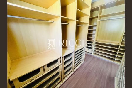 3_photo/94ce033871.80a7f3f1b00bd23a-ATLAS-33cb451b-2b4e-49f7-bac1-8d1603d60997.jpg de casa à venda com 4 quartos, 983m² em Marapé, Santos