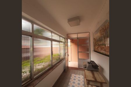 17_photo/94ce0338c1.1c5ee5b12bdcf8f7-ATLAS-b8910fb3-c81c-45be-a1e4-e577830e2141.jpg de casa à venda com 4 quartos, 179m² em Marapé, Santos