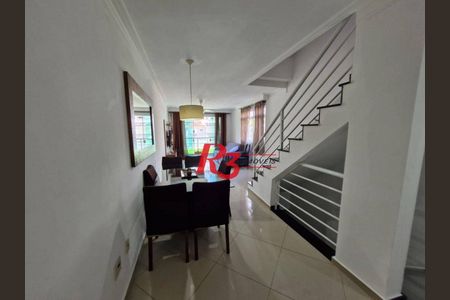 12_photo/94ce0338c5.df2406aa61ba3211-ATLAS-347afbd7-3bf0-4ffc-94d0-13ee99595bd4.jpg de casa à venda com 4 quartos, 231m² em Marapé, Santos