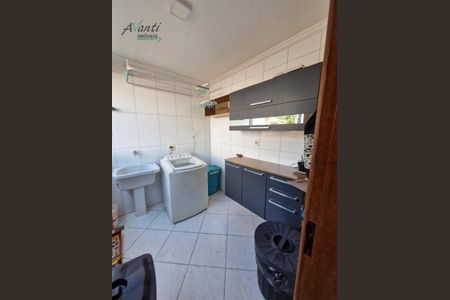 11_photo/94ce0338c5.df2406aa61ba3211-ATLAS-3c0c26e9-dbcf-4860-8afb-f16f45df7c15.jpg de casa à venda com 4 quartos, 179m² em Marapé, Santos