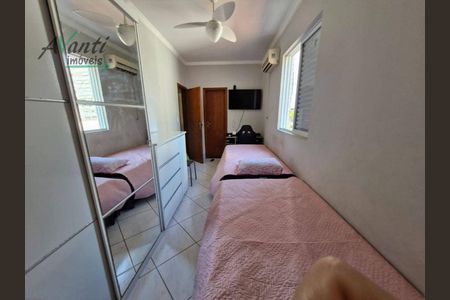 25_photo/94ce0338c5.df2406aa61ba3211-ATLAS-657d4059-2142-4987-94ae-1194d5f87e19.jpg de casa à venda com 4 quartos, 179m² em Marapé, Santos