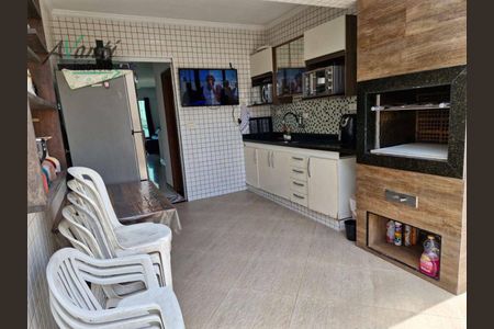 5_photo/94ce0338c5.df2406aa61ba3211-ATLAS-810d1e56-05a7-4e59-8a31-0e296c6964d7.jpg de casa à venda com 4 quartos, 179m² em Marapé, Santos