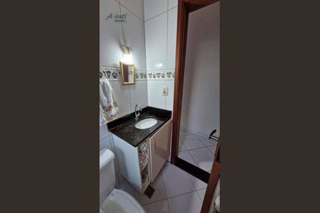 49_photo/94ce0338c5.df2406aa61ba3211-ATLAS-ef0f1d56-7e1f-4e17-a5e2-64a37775aa6e.jpg de casa à venda com 4 quartos, 179m² em Marapé, Santos