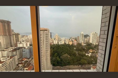 27_photo/94ce0338ed.af72efbb214edabd-ATLAS-a14843b4-3d2b-4c90-9e3c-0a042870f6a8.jpg de apartamento à venda com 3 quartos, 98m² em Marapé, Santos