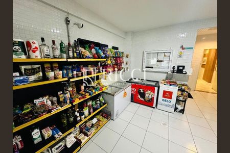 4_photo/94ce033a2b.c8c0ddbdc7fdba15-ATLAS-3b4e97b2-e1a5-497d-9a42-e0042ec0b22b.jpg de apartamento à venda com 2 quartos, 76m² em José Menino, Santos