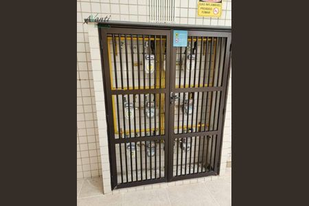 28_photo/94ce033c1b.1dacf7c1d3714eb8-ATLAS-5568abf1-40f5-45c0-844e-a6ec30be03f9.jpg de apartamento à venda com 3 quartos, 83m² em José Menino, Santos