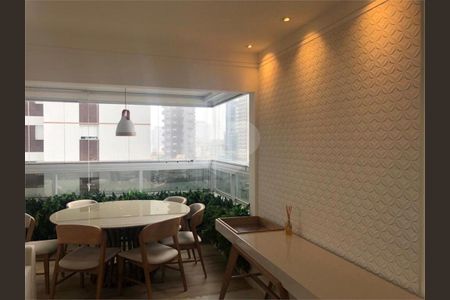 10_photo/94ce033ddf.edf2212802869f81-ATLAS-43a8e79a-a4e3-4365-a30a-b5db02e6b778.jpg de apartamento à venda com 4 quartos, 220m² em Pompéia, Santos