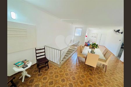 23_photo/94ce033e53.c1a6055f1622caa1-ATLAS-54945d7d-d03b-4b2d-a615-fd18fc84fea6.jpg de casa à venda com 3 quartos, 249m² em Pompéia, Santos