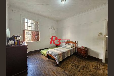 18_photo/94ce033e73.eb4747a7722cd593-ATLAS-87e3dd5d-e4bb-42ed-aabf-3be78839788f.jpg de casa à venda com 3 quartos, 150m² em Pompéia, Santos