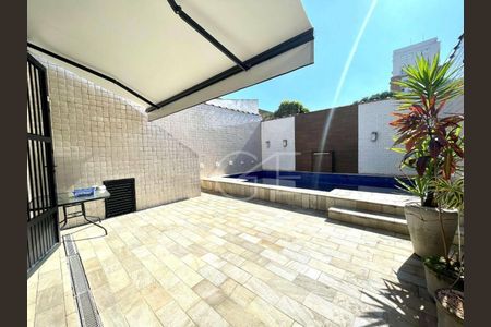 3_photo/94ce033f3d.24a317c22631bef5-ATLAS-56fafb9e-e013-4c45-bbbd-5d9c1b4e0e33.jpg de casa à venda com 3 quartos, 300m² em Marapé, Santos