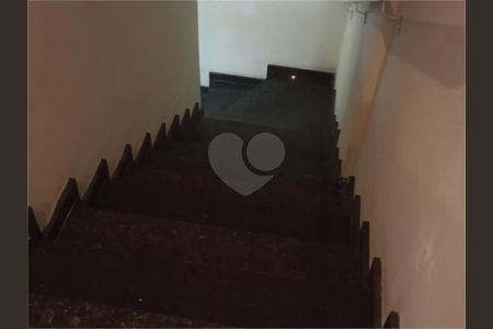 9_photo/94ce033f4d.f7e81ba1849dc159-ATLAS-97ec5ce7-b855-4dfa-8d03-7f245eb4285f.jpg de casa à venda com 4 quartos, 199m² em Marapé, Santos