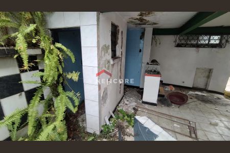 11_photo/94ce033f7d.93b8fa184532727f-ATLAS-274eef33-e4ec-4e62-9e7c-de0b78b8d47d.jpg de casa à venda com 4 quartos, 180m² em Campo Grande, Santos