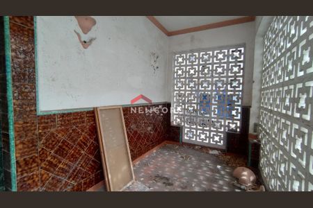 3_photo/94ce033f7d.93b8fa184532727f-ATLAS-80a80ac0-92ad-42a5-9d0e-c50508ea65e9.jpg de casa à venda com 4 quartos, 180m² em Campo Grande, Santos