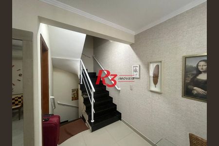 7_photo/94ce033f9f.8a51229ecf509c94-ATLAS-b9ce8950-c815-4c8a-9884-03d4ab2f9bc1.jpg de casa à venda com 3 quartos, 165m² em Vila Belmiro, Santos