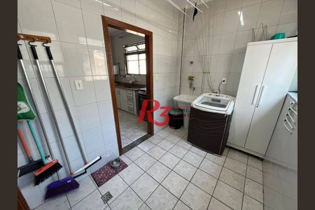 10_photo/94ce033fc9.561dcad3d0cedf12-ATLAS-55ac2d15-2f7e-4873-8d3b-e93d246b1d74.jpg de casa à venda com 4 quartos, 230m² em Campo Grande, Santos