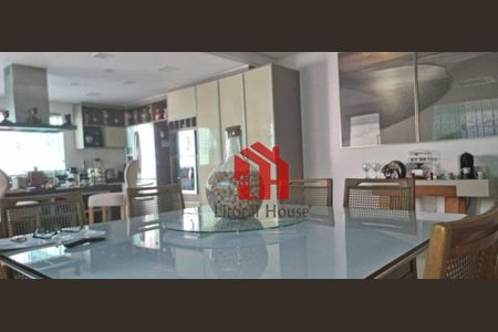 5_photo/94ce033fc9.e1d2c46bde3eb79c-ATLAS-37fc2449-622f-4bbf-9a15-4da501ce9037.jpg de casa à venda com 3 quartos, 222m² em Campo Grande, Santos