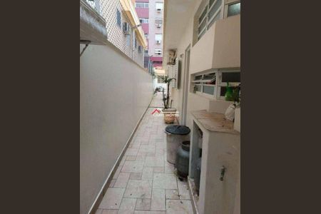 40_photo/94ce034007.935c805baf9a7d1f-ATLAS-6172f960-1dc2-49f9-bf7a-a4f602c3df8e.jpg de casa à venda com 3 quartos, 232m² em Campo Grande, Santos