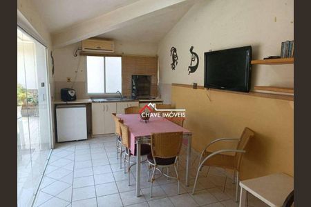 37_photo/94ce034007.935c805baf9a7d1f-ATLAS-bb8603d5-e5bb-4074-a856-c38dc3e028d5.jpg de casa à venda com 3 quartos, 232m² em Campo Grande, Santos