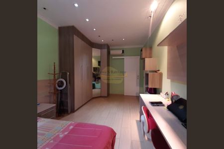 2_photo/94ce034061.3714cccd63f8fe2d-ATLAS-05e6cc71-af5d-44c3-8bdc-e287bf791a50.jpg de casa à venda com 3 quartos, 300m² em Marapé, Santos