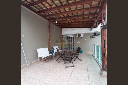 10_photo/94ce034061.3714cccd63f8fe2d-ATLAS-1cace81c-b156-4e5e-a9a7-3f3ca23a7564.jpg de casa à venda com 3 quartos, 300m² em Marapé, Santos