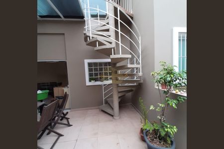 6_photo/94ce034061.3714cccd63f8fe2d-ATLAS-49e28abd-4526-4e21-97d2-273f02bc42f9.jpg de casa à venda com 3 quartos, 300m² em Marapé, Santos