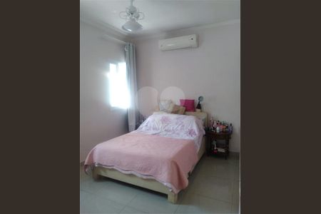 12_photo/94ce03406d.b98dc6cdfb52627f-ATLAS-b8839ee8-ed1f-4193-b2fc-7d8fd3bf7d1b.jpg de casa à venda com 3 quartos, 141m² em Campo Grande, Santos