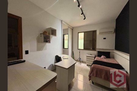 1_photo/94ce03408b.74a96c0b2c4b8c29-ATLAS-7631b491-0e4b-46e4-ba40-abb7bb5c04b9.jpg de casa à venda com 3 quartos, 180m² em Marapé, Santos