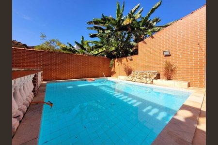 7_photo/94ce0340ab.cbac4b0532efd0a4-ATLAS-6d9d96e7-aa0a-425b-9e25-d84b706f7b8a.jpg de casa à venda com 3 quartos, 267m² em Campo Grande, Santos