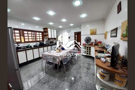 11_photo/94ce0340d5.2008f600ea595daf-ATLAS-3d0c3c57-d2a2-4e93-8517-e727d2df51ea.jpg de casa para alugar com 4 quartos, 280m² em Marapé, Santos