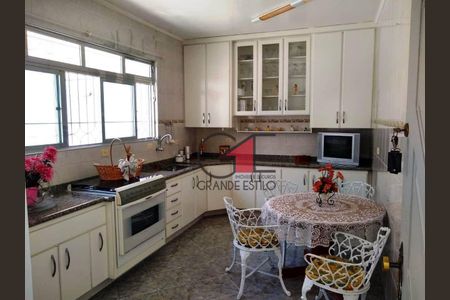 25_photo/94ce034105.ef4bd2933997004e-ATLAS-92fb49fa-86a6-4d97-a98b-783fb5b012d8.jpg de casa à venda com 4 quartos, 380m² em Marapé, Santos