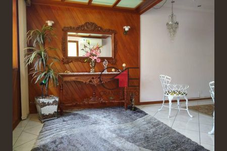 5_photo/94ce034105.ef4bd2933997004e-ATLAS-b69a5809-0a3d-4708-b41f-0fc0eb46dbb3.jpg de casa à venda com 4 quartos, 380m² em Marapé, Santos