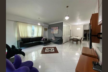 4_photo/94ce03412d.358915be0f21f955-ATLAS-4be2cacc-e42f-4846-a6a7-b71d9cebfba3.jpg de casa à venda com 6 quartos, 300m² em Marapé, Santos