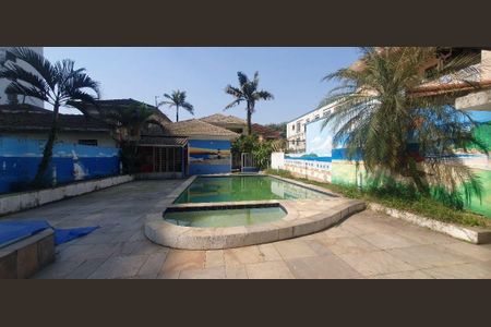 5_photo/94ce0341bd.64d773cc9d42edb2-ATLAS-9ac41384-852c-473c-bd30-0fbd95cbb7a6.jpg de casa à venda com 4 quartos, 316m² em Marapé, Santos