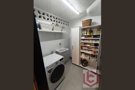 37_photo/94ce0341e1.84095ead228afc46-ATLAS-2e93ea2a-b9e1-480f-abfb-62e7e2db60c5.jpg de casa à venda com 3 quartos, 102m² em Campo Grande, Santos