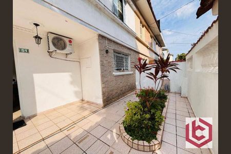 2_photo/94ce0342c5.ae3d86bef28e162d-ATLAS-46cd42f0-4c2f-4643-85ef-a70d4601be7f.jpg de casa à venda com 3 quartos, 140m² em Marapé, Santos