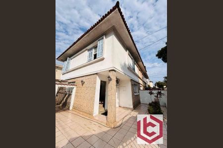 4_photo/94ce0342c5.ae3d86bef28e162d-ATLAS-50509ef3-1e7d-48b6-aede-e8deb4021e96.jpg de casa à venda com 3 quartos, 140m² em Marapé, Santos