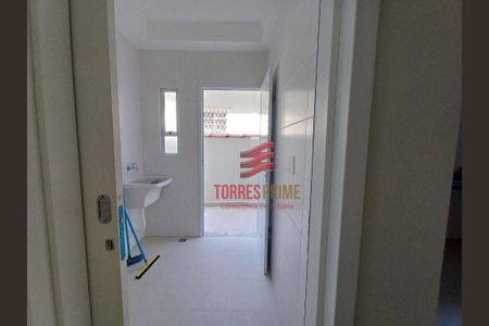 50_photo/94ce03432d.dc8bbd111761e841-ATLAS-e0330912-5663-4338-90df-fa2fd7a7f145.jpg de casa à venda com 3 quartos, 115m² em Marapé, Santos