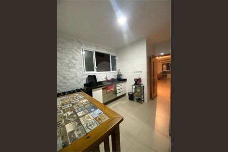 6_photo/94ce034457.fe96b63aec789ef1-ATLAS-9de5948a-e4fc-436b-874b-00a6999b6e87.jpg de casa à venda com 3 quartos, 119m² em Marapé, Santos