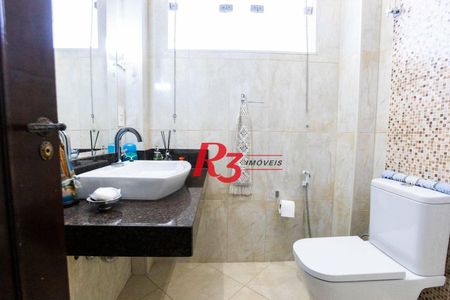 23_photo/94ce034477.a092227452ef5b5b-ATLAS-aed28f09-8dbd-4a44-a82c-c2e867ee3bcf.jpg de casa à venda com 3 quartos, 400m² em Marapé, Santos