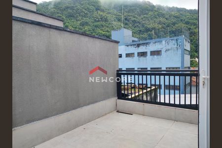 47_photo/94ce0344b3.f7e81ba1849dc159-ATLAS-d79788ef-6dd0-44cd-9e30-68fdb344fc0d.jpg de casa à venda com 2 quartos, 116m² em Marapé, Santos