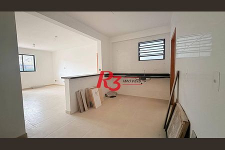 6_photo/94ce0344d9.c87ea5536dcec904-ATLAS-cb2da882-fb05-4992-96e1-496eac3e9210.jpg de casa à venda com 2 quartos, 85m² em Marapé, Santos