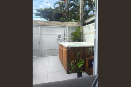 12_photo/94ce034527.561dcad3d0cedf12-ATLAS-792ddb92-d0a4-4fb0-8485-384d6aaedc33.jpg de casa à venda com 3 quartos, 117m² em Marapé, Santos