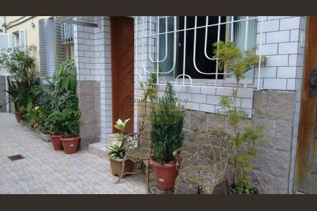 5_photo/94ce0345a7.93b0a10f136ac39d-ATLAS-4b2b68d0-05be-4d83-bf87-b287ce4f21e6.jpg de casa à venda com 2 quartos, 85m² em Marapé, Santos