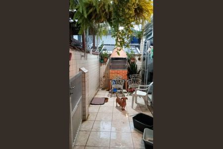 4_photo/94ce0345a7.93b0a10f136ac39d-ATLAS-5548e630-bf21-4e28-a74a-e9cf9a0bee7b.jpg de casa à venda com 2 quartos, 85m² em Marapé, Santos