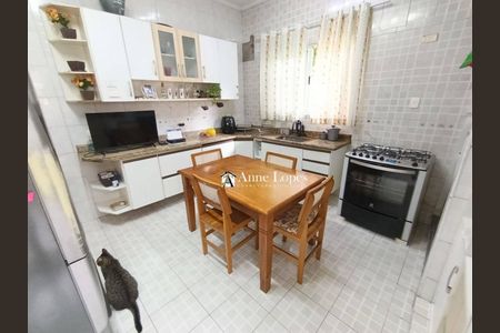 30_photo/94ce0345b1.d98222dd41a0ddec-ATLAS-10c4b37a-2918-408c-aeb3-dd65c3abff21.jpg de casa à venda com 3 quartos, 118m² em Marapé, Santos