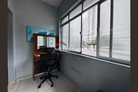 5_photo/94ce0345b1.d98222dd41a0ddec-ATLAS-18b68e4f-4fea-475e-a7a1-fd53ec6f29df.jpg de casa à venda com 3 quartos, 118m² em Marapé, Santos