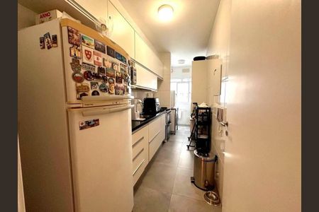 4_photo/94ce0345d1.003fcdae69bf222e-ATLAS-3d4bb6e8-182f-40f1-9d2c-db968c4a5935.jpg de apartamento à venda com 3 quartos, 83m² em Marapé, Santos